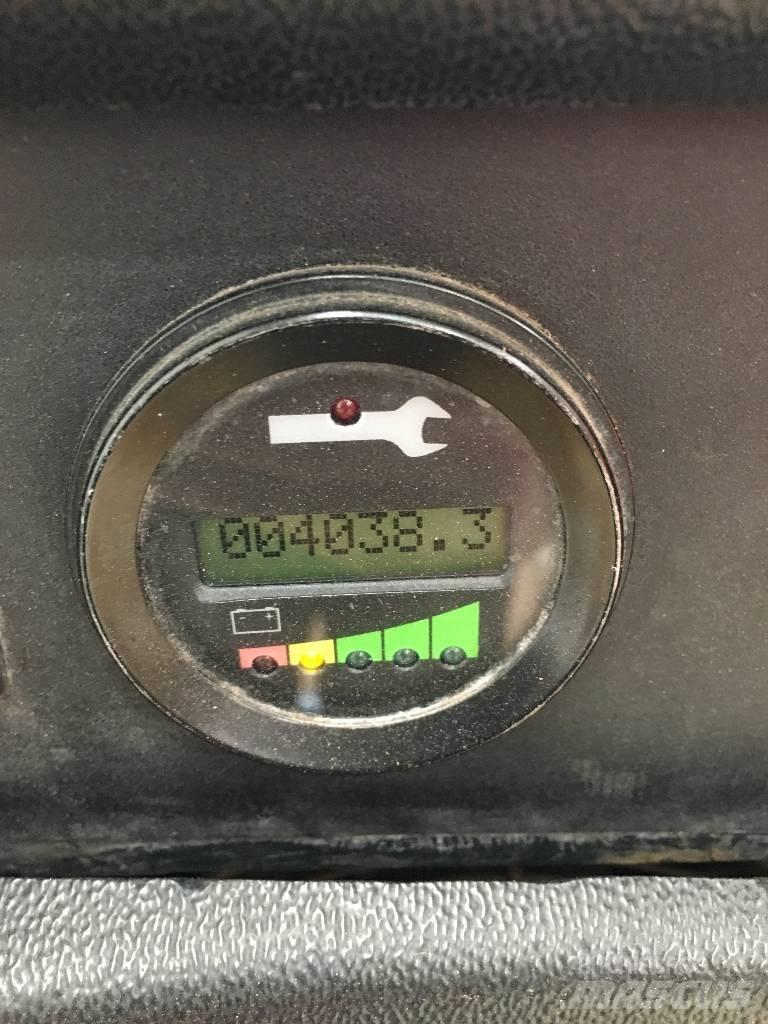 Hyster R30XMF2 Περονοφόρο ανυψωτικό συλλογής παραγγελιών μεγάλου ύψους