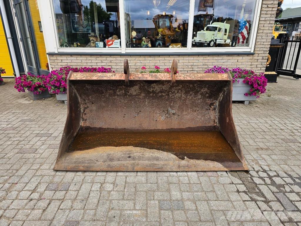  Onbekend Slotenbak Κουβάδες