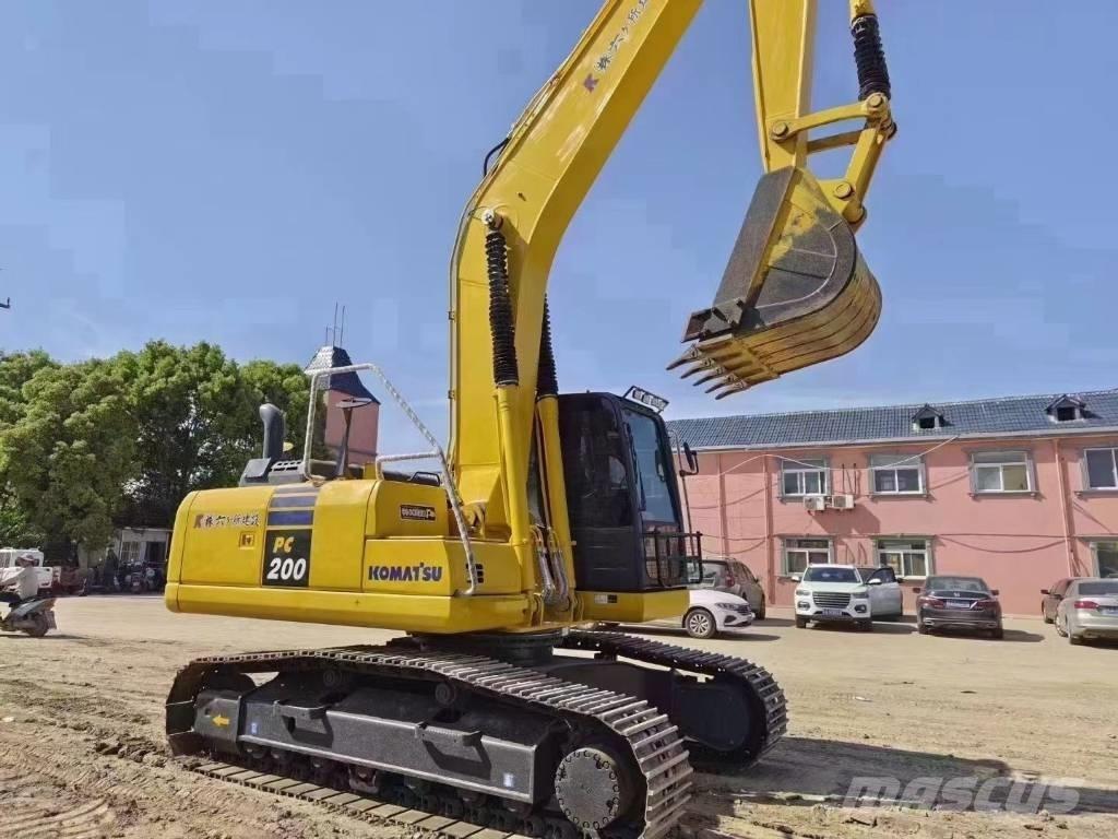 Komatsu PC 200-8 Εκσκαφείς με ερπύστριες