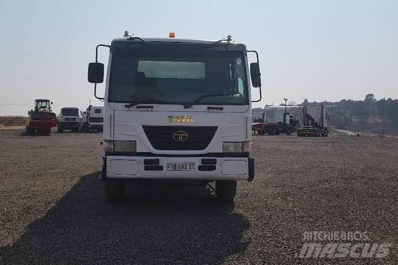 Tata Novus 3434 Άλλα Φορτηγά
