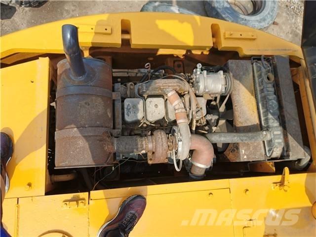 Hyundai R130WD Εκσκαφείς με ερπύστριες