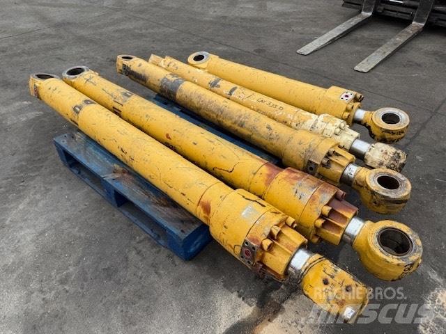 CAT 325 D Υδραυλικά