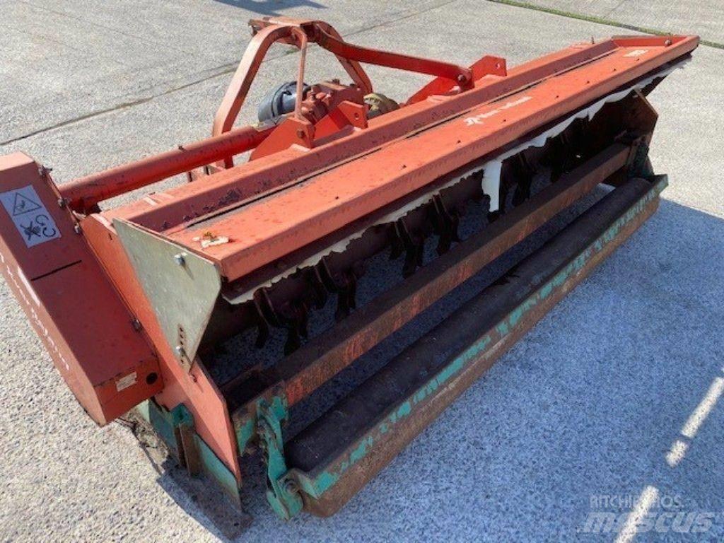 Kverneland FX 265 Χορτοκοπτικά επιβίβασης και έλξης