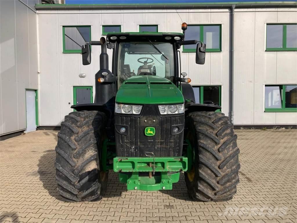 John Deere 8370R Τρακτέρ