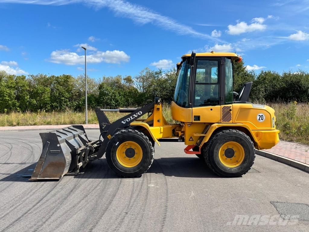 Volvo L 30 G Φορτωτές με λάστιχα (Τροχοφόροι)
