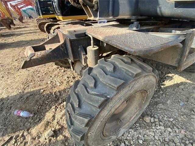 Doosan DX60W Εκσκαφείς με ερπύστριες