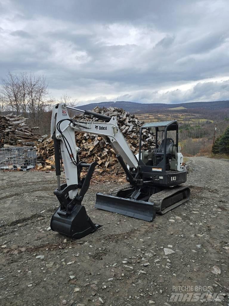 Bobcat E 42 Εκσκαφάκι (διαβολάκι) < 7t