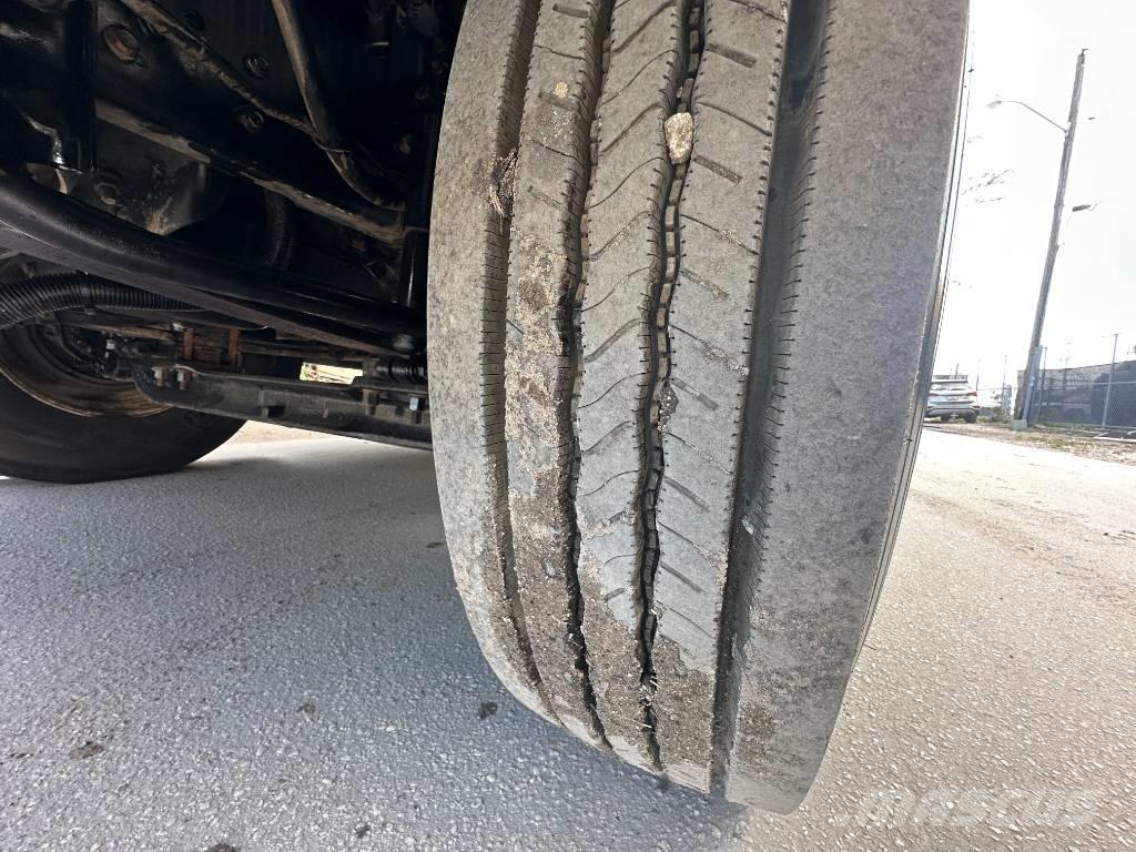 Ford F 750 XLT Βυτιοφόρα φορτηγά