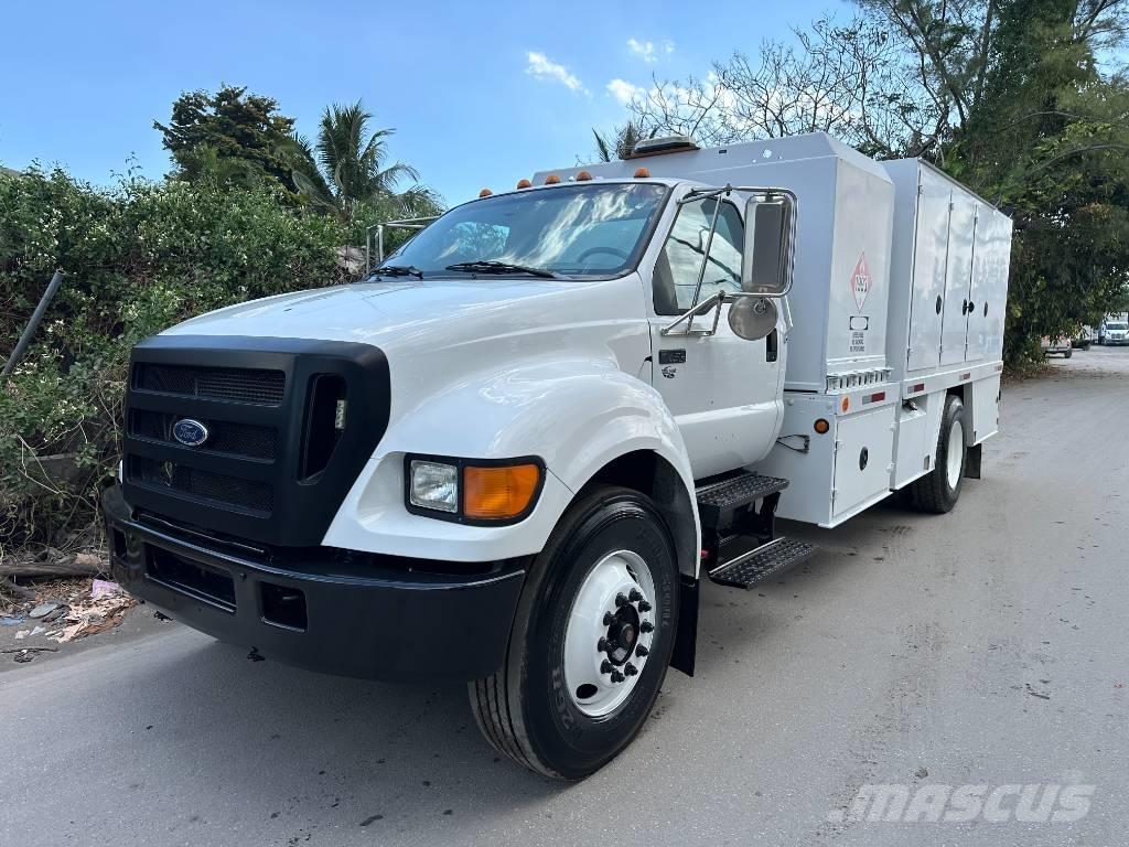 Ford F 750 XLT Βυτιοφόρα φορτηγά