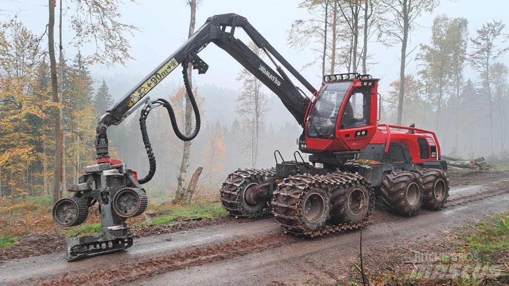 Komatsu 931 XC Θεριζοαλωνιστικές μηχανές