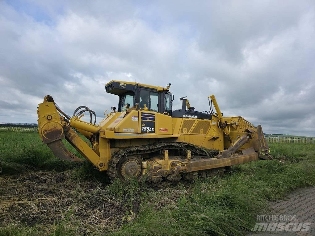 Komatsu D155AX-8 Μπουλντόζες με ερπύστριες