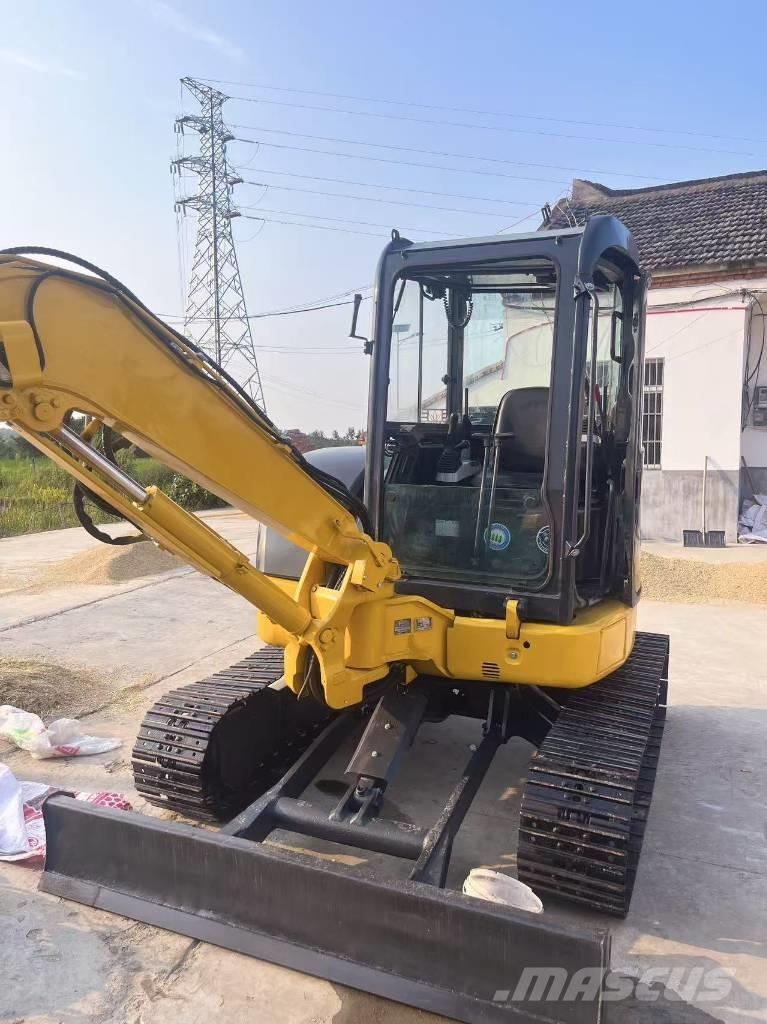 Komatsu PC 40 MR Εκσκαφείς με ερπύστριες