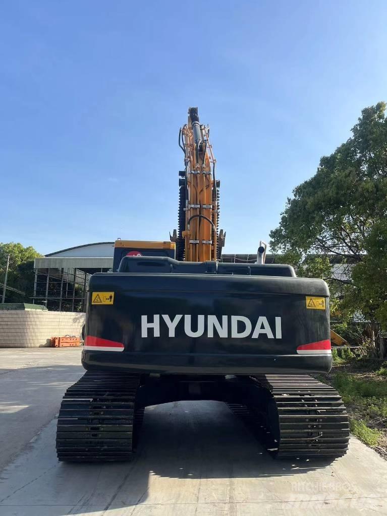 Hyundai R220-9S Εκσκαφείς με τροχούς - λάστιχα