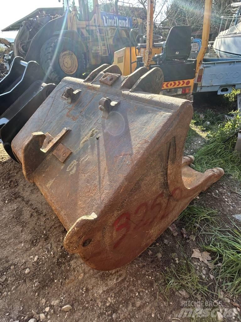 CAT 325 D L Εκσκαφείς με ερπύστριες