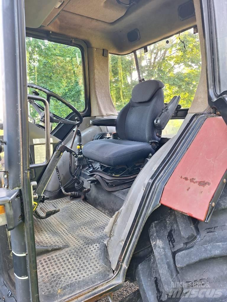 Case IH 845 XL Τρακτέρ