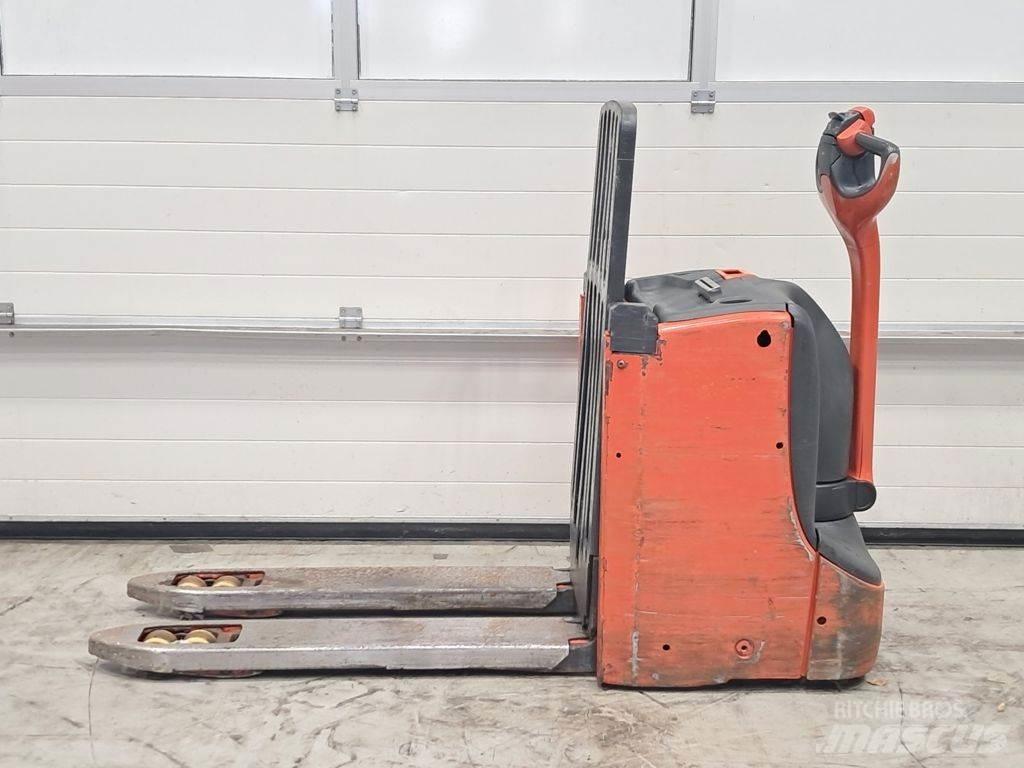 Linde T16L Χειροκίνητο ανυψωτικό αμαξίδιο