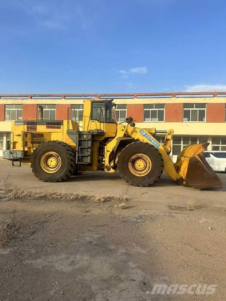 Komatsu WA 600-6 Φορτωτές με λάστιχα (Τροχοφόροι)