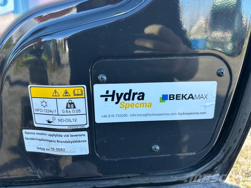 Hitachi ZX 135 US-7 Εκσκαφείς με ερπύστριες