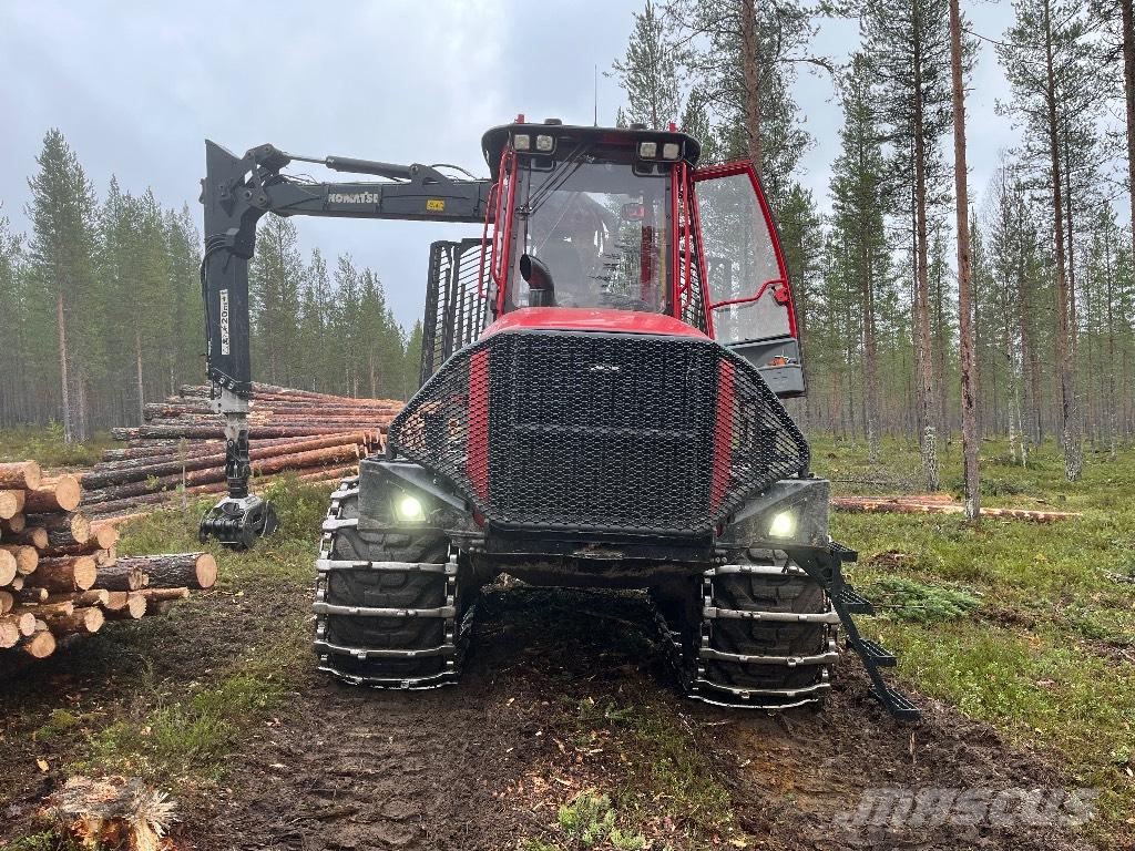 Komatsu 875 Μεταφορείς ξυλείας