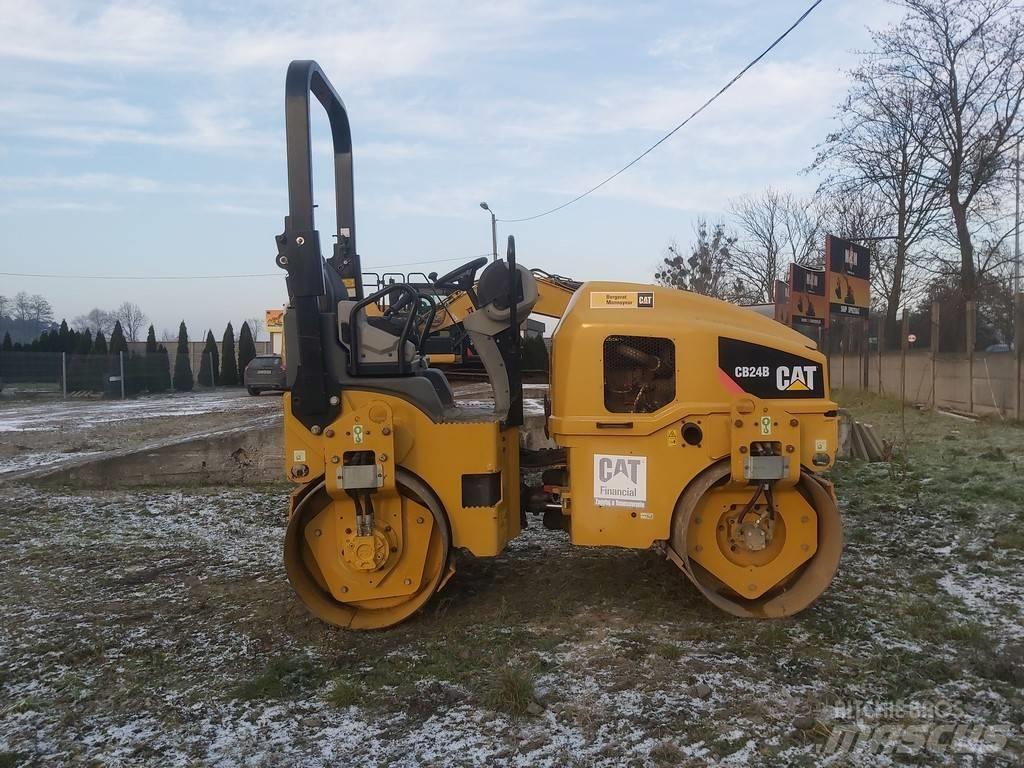 CAT CB 24 B Οδοστρωτήρες διπλού κυλίνδρου