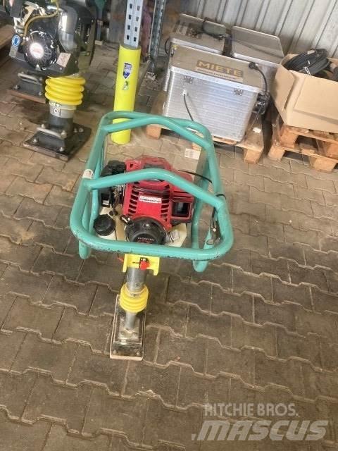 Ammann ATR30 Επίπεδοι κόπανοι
