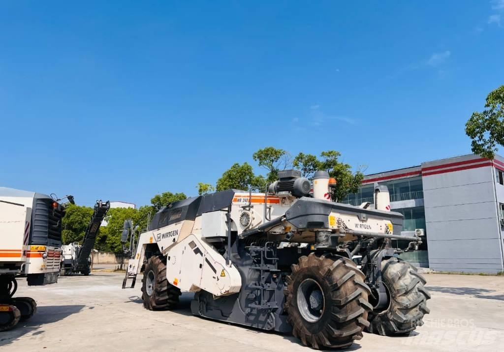 Wirtgen WR 240 Ανακυκλωτές ασφάλτου