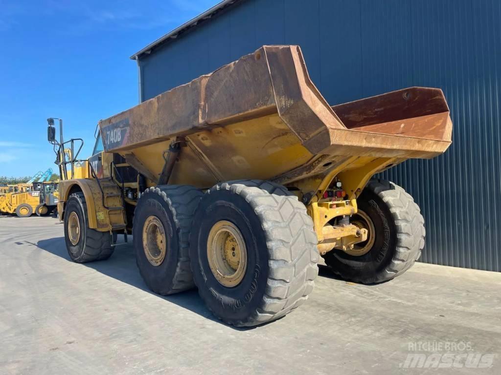 CAT 740B Σπαστό Dump Truck ADT