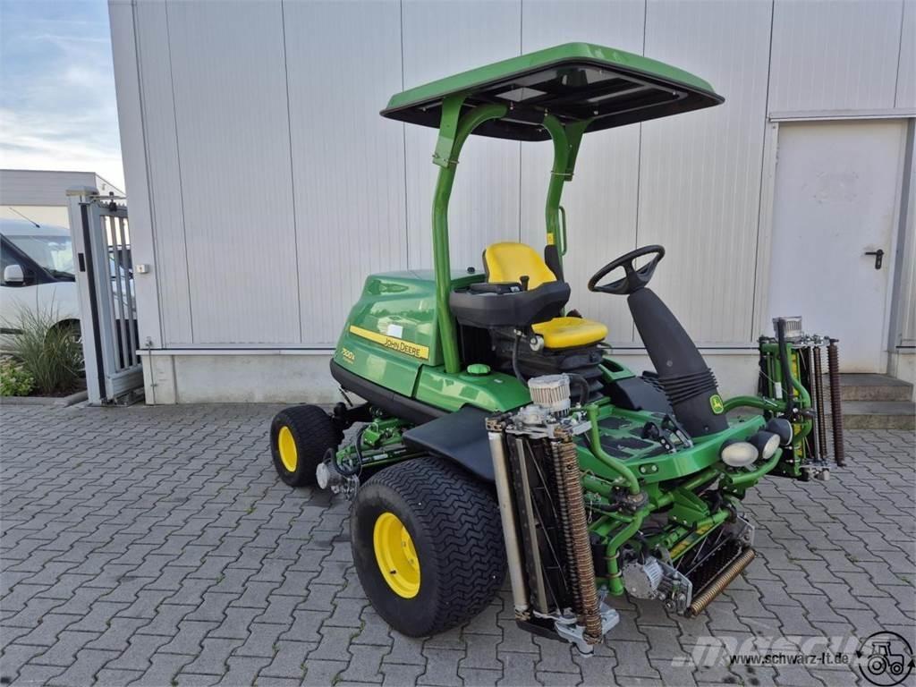 John Deere 7500A Αμαξίδια γκολφ