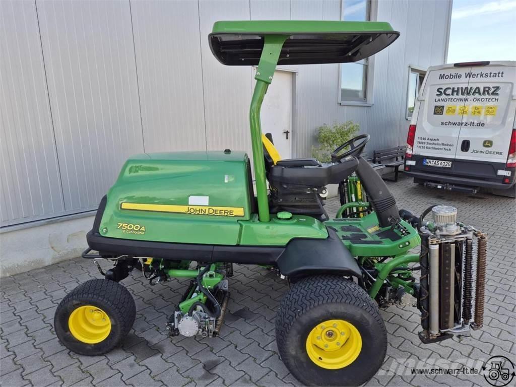 John Deere 7500A Αμαξίδια γκολφ