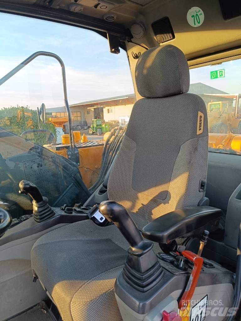 Volvo EW 140 C Εκσκαφείς με τροχούς - λάστιχα