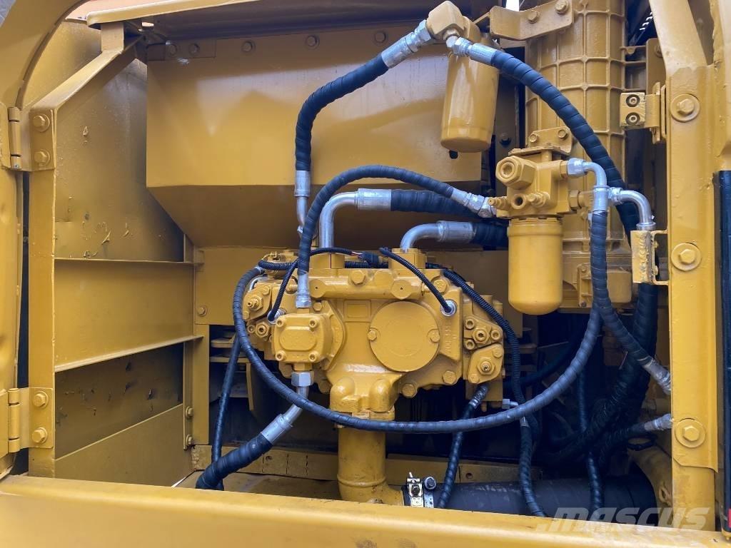 CAT 320 C L Εκσκαφείς με ερπύστριες