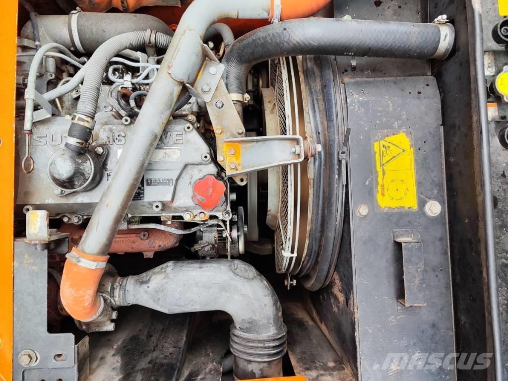 Hitachi ZX 210 W-3 Εκσκαφείς με τροχούς - λάστιχα