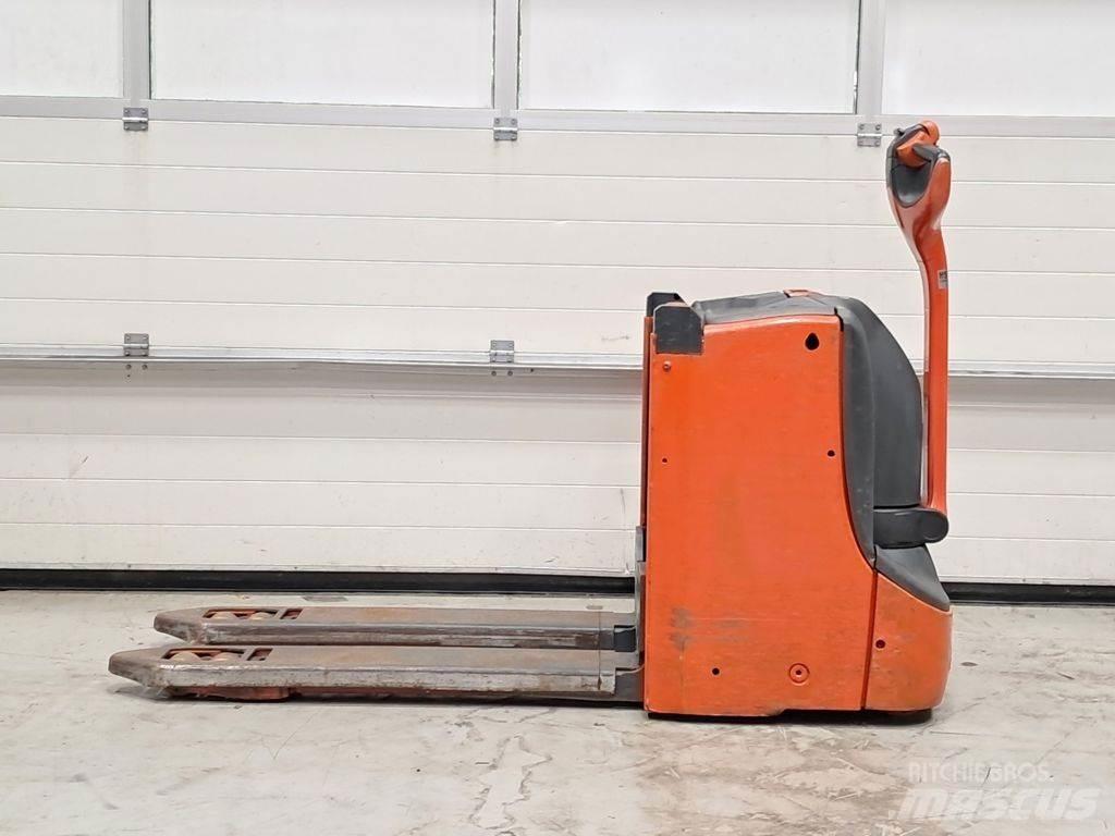 Linde T16L Χειροκίνητο περονοφόρο ανυψωτικό