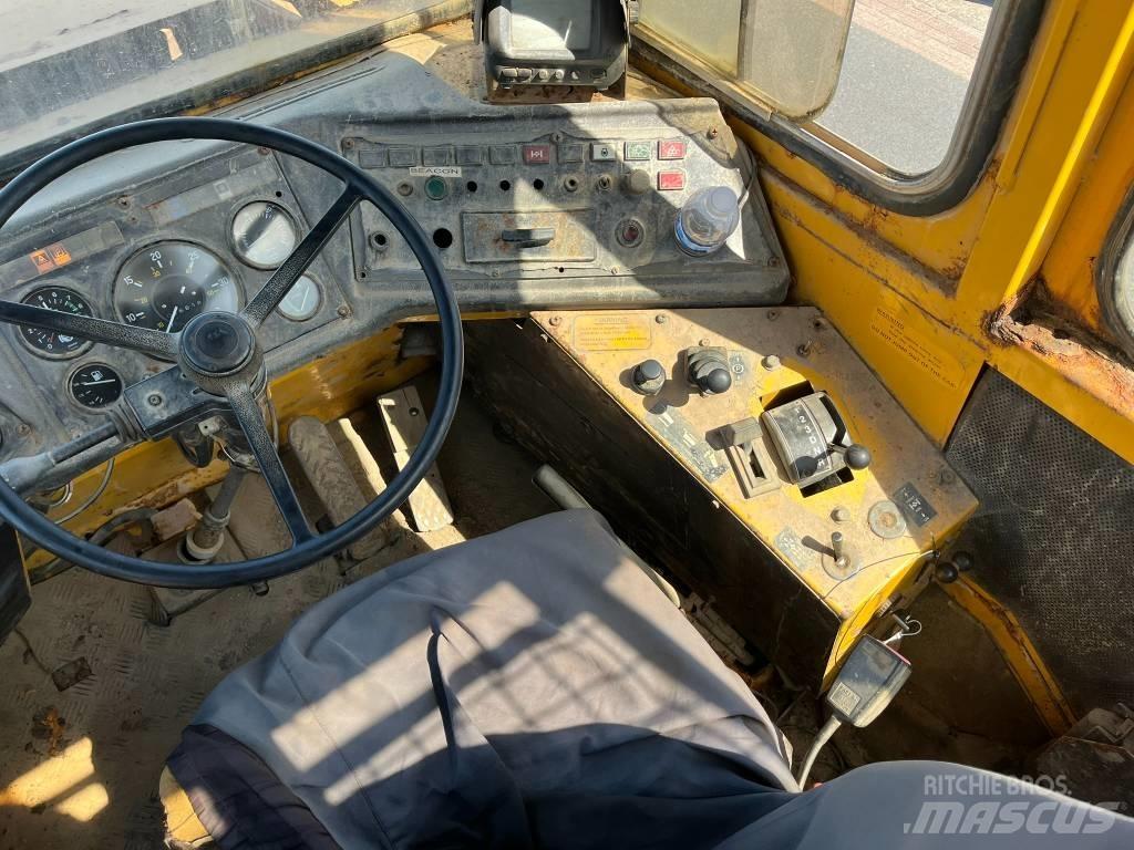 Volvo A 25 Σπαστό Dump Truck ADT