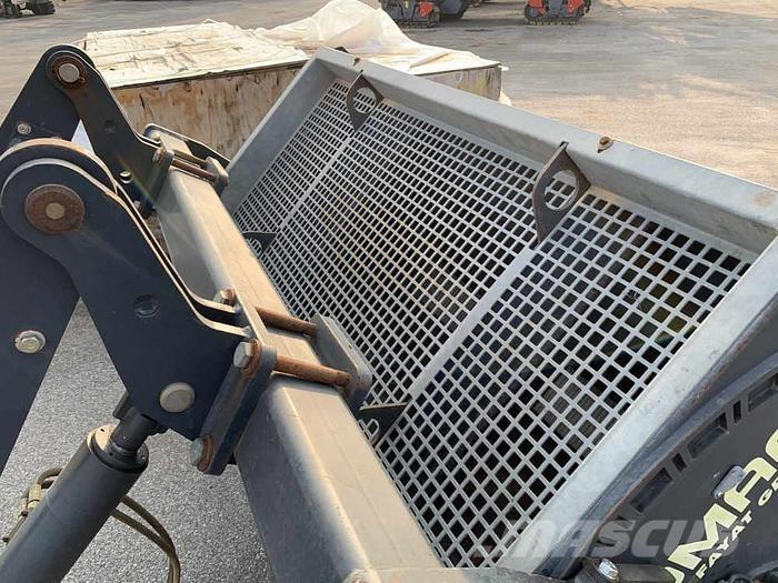 Bomag BS 180 Διαστρωτήρες άμμου και αλατιού