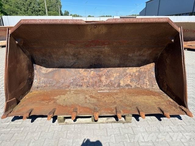 Liebherr L 551 Κουβάδες