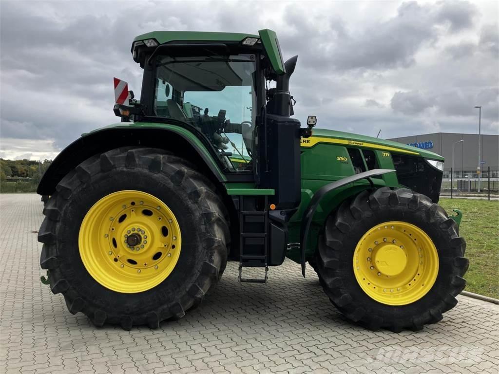 John Deere 7R 330 Τρακτέρ