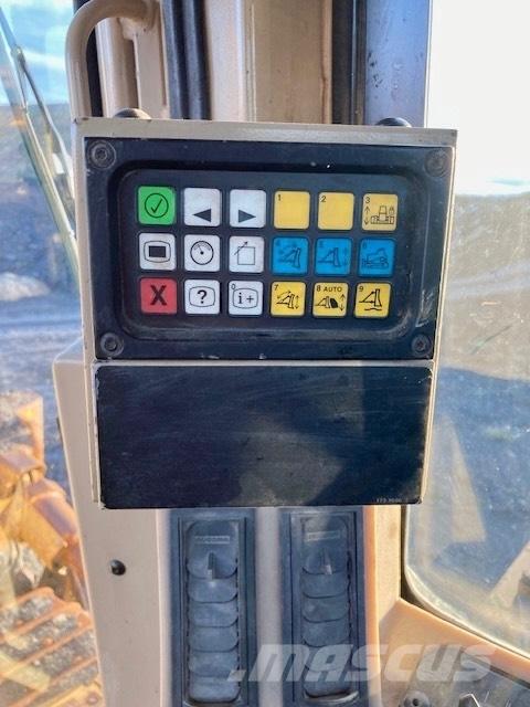 CAT D 11 R Μπουλντόζες με ερπύστριες