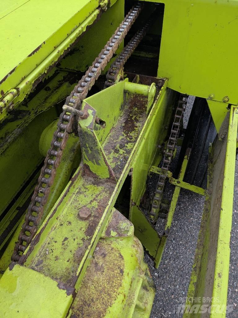 CLAAS Markant 40 Πρέσες τετράγωνων δεμάτων