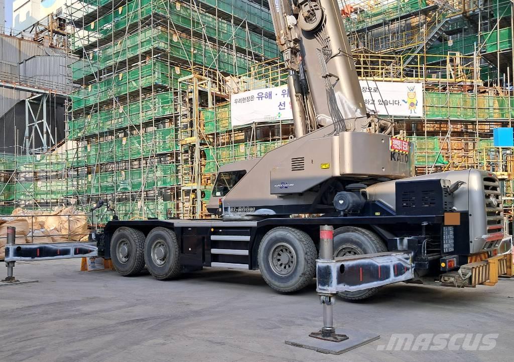 Kato KR-75H Γερανοί ανώμαλου εδάφους