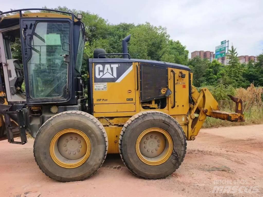 CAT 160 M Γκρέιντερς