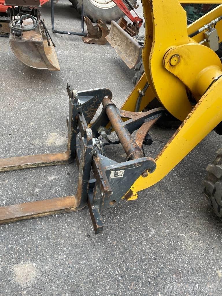 Komatsu WA 70 Φορτωτές με λάστιχα (Τροχοφόροι)