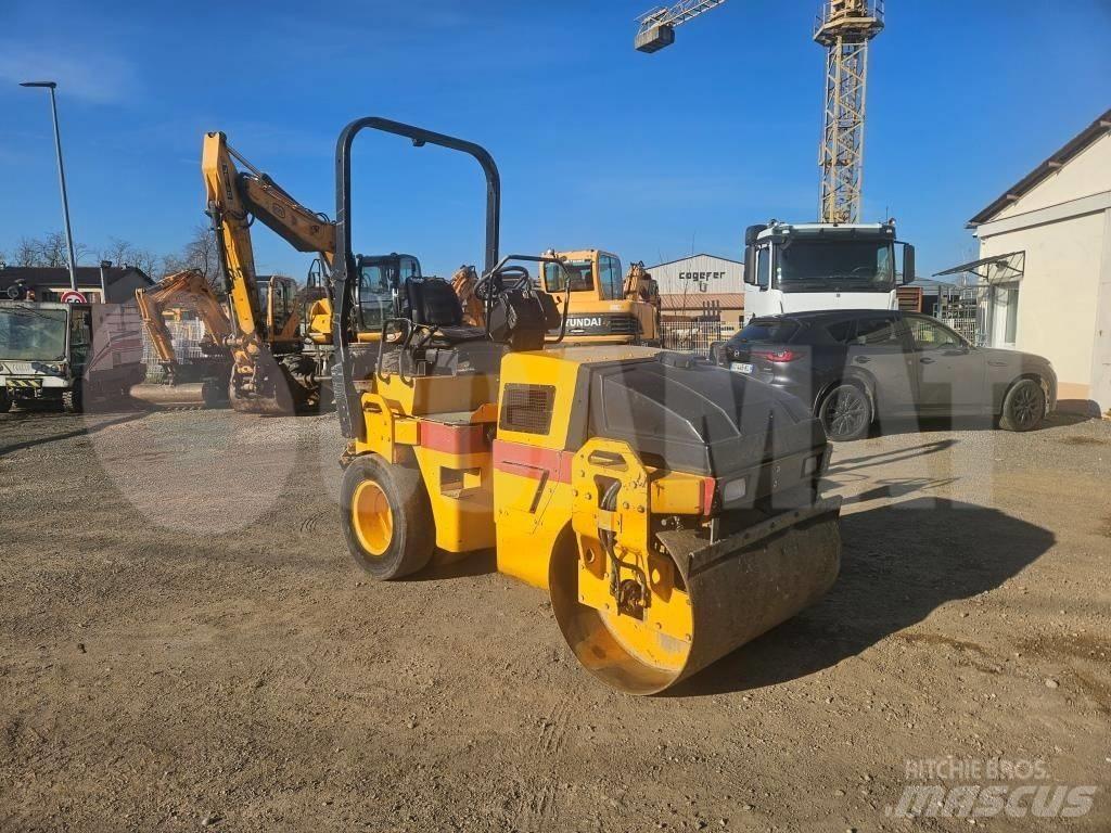 Dynapac CC 900 Οδοστρωτήρες διπλού κυλίνδρου