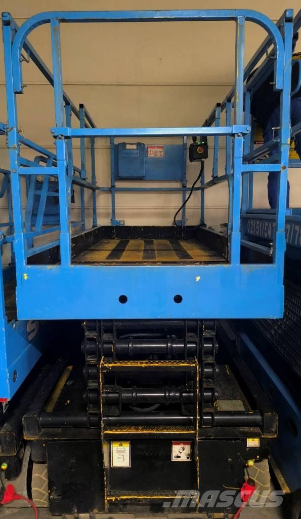 Haulotte Compact 12 Ανυψωτήρες ψαλιδωτής άρθρωσης