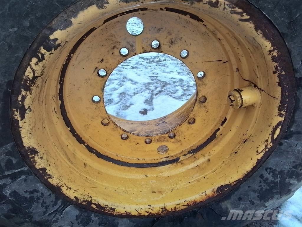 Rottne H20 24x30,5 Ελαστικά και ζάντες