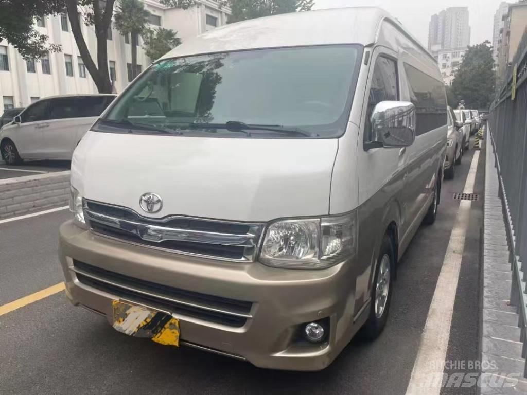 Toyota Coaster Υπεραστικά Λεωφορεία 