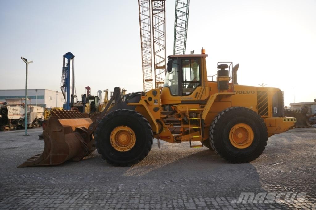 Volvo L220 F Φορτωτές με λάστιχα (Τροχοφόροι)