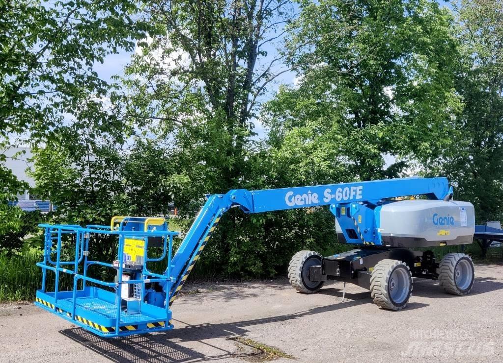 Genie S-60 FE Ανυψωτήρες με αρθρωτό βραχίονα