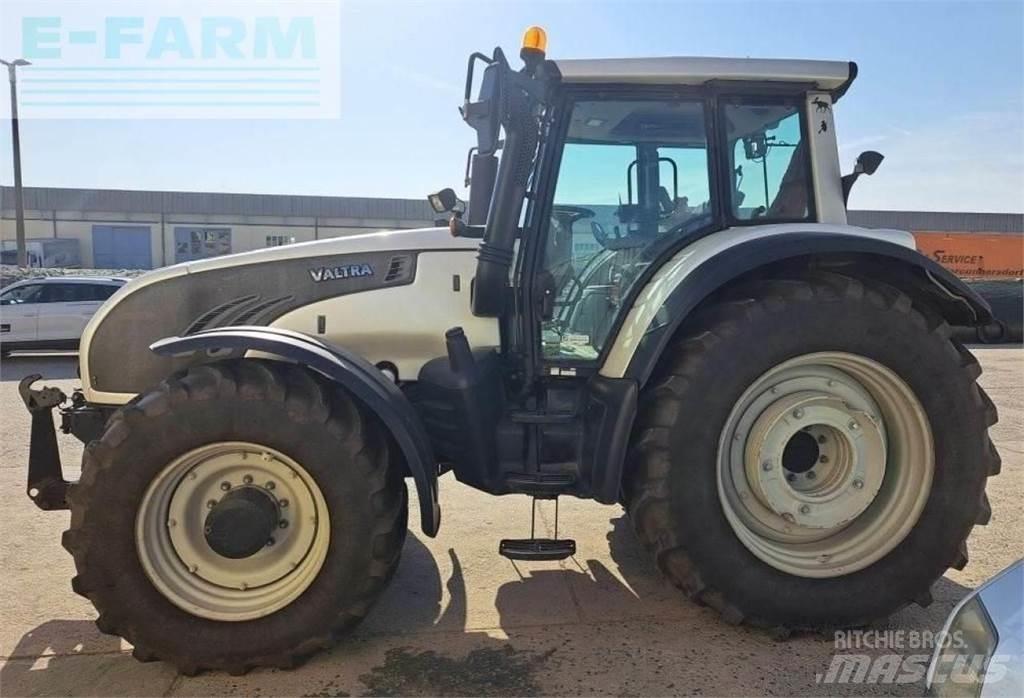 Valtra t 202 Τρακτέρ