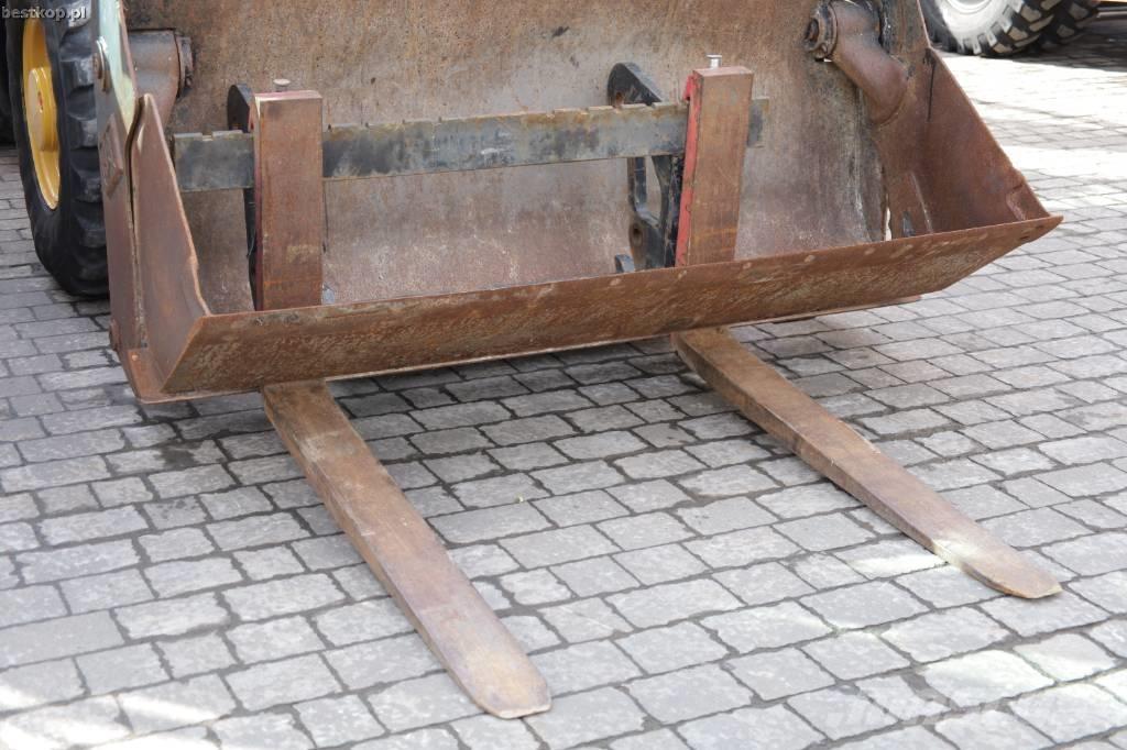 CAT 906M Φορτωτές με λάστιχα (Τροχοφόροι)